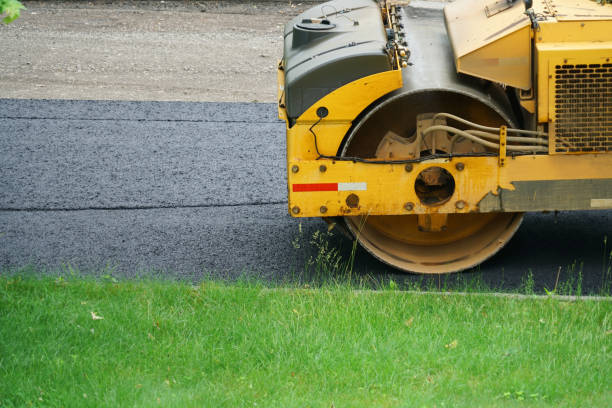 Reasons to Select Us for Your Driveway Paving Requirements in Vadnais Heights, MN